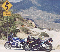 Yamaha FZR600 Vs. Suzuki GSX-600 Katana